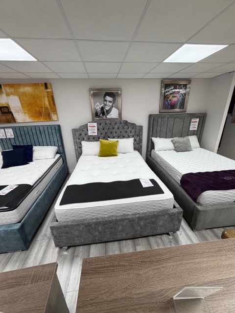 Richmond 5' Storage Bedframe - Display Model