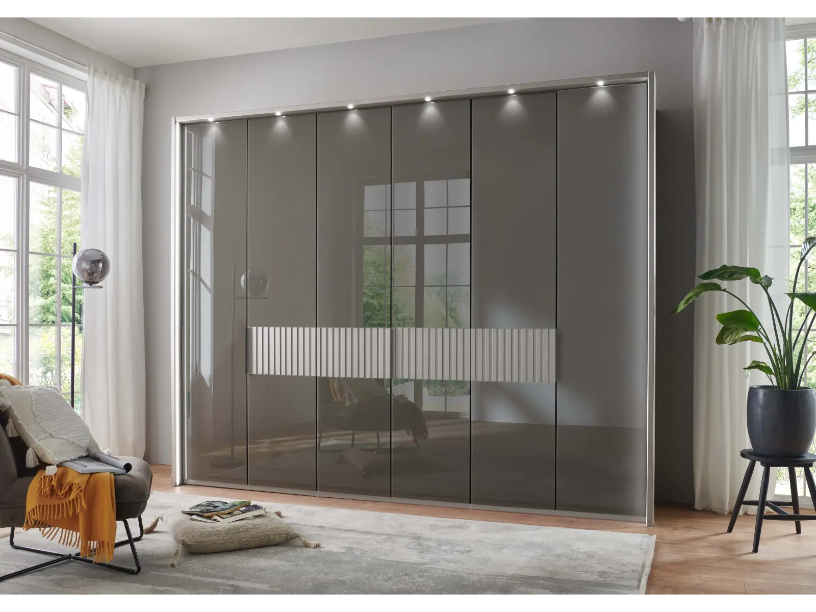 Wiemann Ventura 300cm 6 Door Wardrobe - Image 6